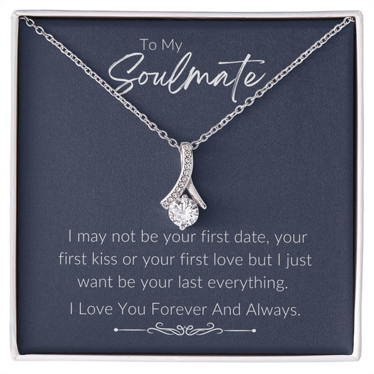 To My Soulmate I Alluring Beauty Necklace (Yellow & White Gold Variants)